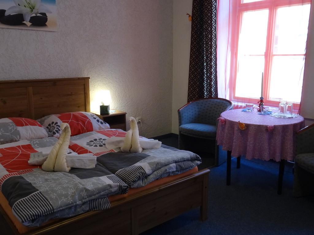 Gl Hotel Trutnov Exteriör bild