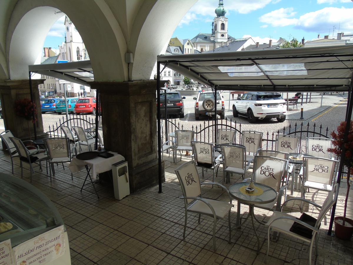 Gl Hotel Trutnov Exteriör bild