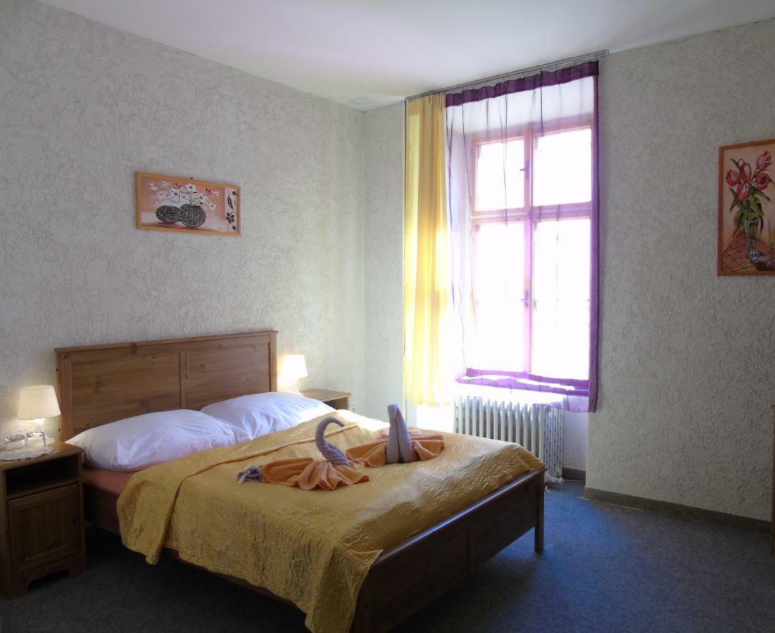 Gl Hotel Trutnov Exteriör bild